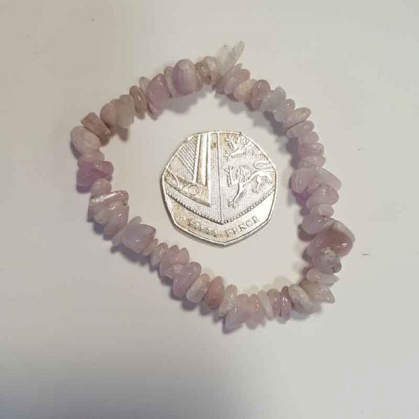 Kunzite Elasticated Chip Bracelet - Image 2